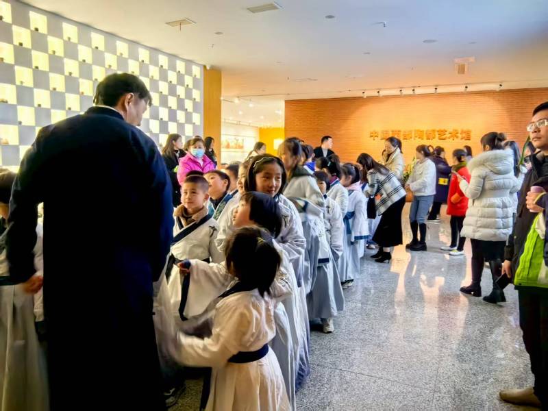 文化赋能：雷山县魔创文旅挖掘城市文化资源的实践探索